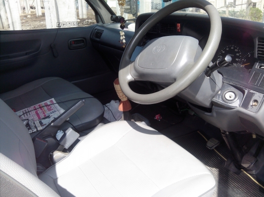 ขายรถตู้ปี98ตามสภาพ ซื้อมาจะวิ่งงานแล้วไม่ได้วิ่ง