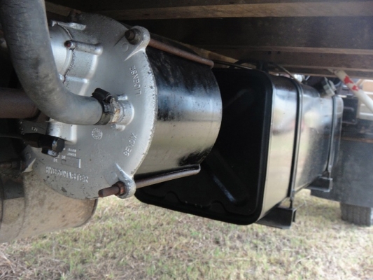 ขอบคุณทีมงาน Truck2Hand มากครับขาย ISUZU NPR 120 แรง รถห้างแท้ ยาว 5 เมตร จดปี 43