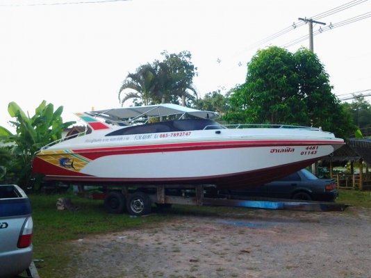 ขายเรือท้องไม้จริง 27ฟุต เครื่อง ยามาฮ่า 115 แรง 2 เครื่อง พวงมาลัยเพาเวอร์ สภาพพร้อมใช้