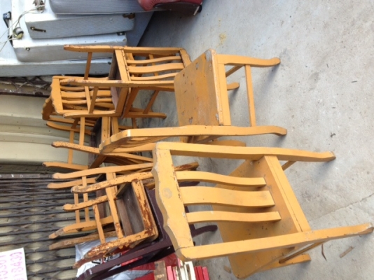 เก้าอี้กินข้าวไม้มะค่าไม้แผ่นเดียว