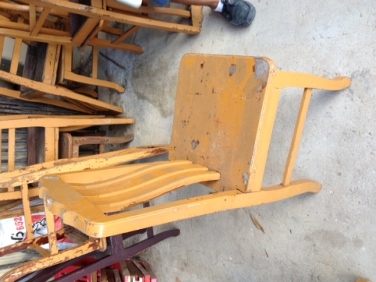 เก้าอี้กินข้าวไม้มะค่าไม้แผ่นเดียว