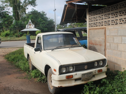 ดัทสัน 620 รุ่น4ขอ สภาพแห้งๆ สีสวยเอาไปแก้ไฟท้ายอย่างเดียว