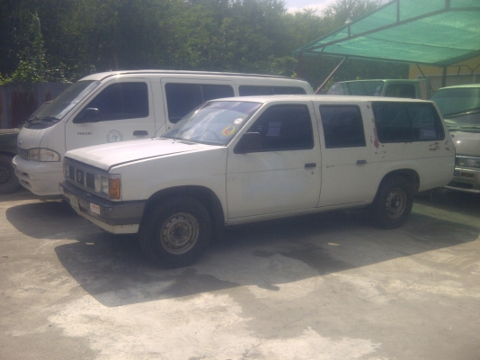 ประกาศขายรถยนต์ชนิดแวน 5 ประตู ยี่ห้อ นิสสัน BIG-M ปี1992 ( รถประมูลราชการมาครับ)