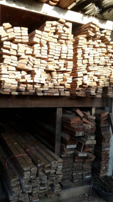 ไม้สักเก่าหน้า 1*3และ1*4+ตัวงอเหมือนงูไม้สักหน้า 4 นิ้ว หนา1.5 นิ้ว