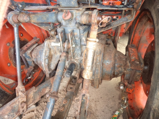 ขาย165000บาท รถไถคูโบต้าสภาพดี27แรง2เพลา มีดันหน้า ผาน5 คราน