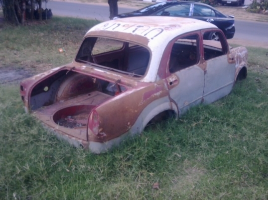 ซากรถเฟียส ประตูย้อน ซากรถเฟียส ประตูย้อน