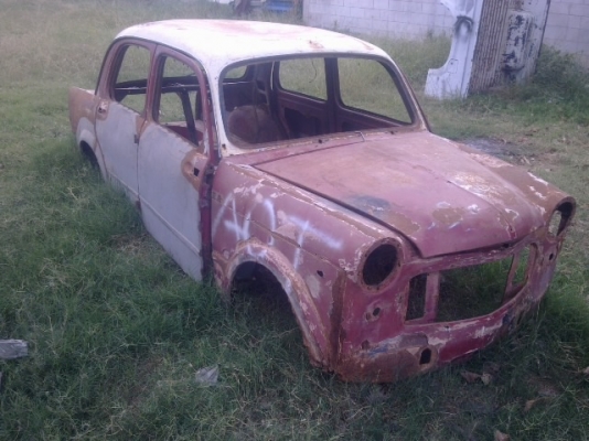 ซากรถเฟียส ประตูย้อน