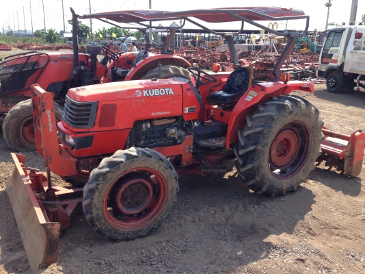 KUBOTA M5000 พร้อมโรตารี่ตราช้างหลัง เอาไปเลย KUBOTA M5000 พร้อมโรตารี่ตราช้างหลัง เอาไปเลย