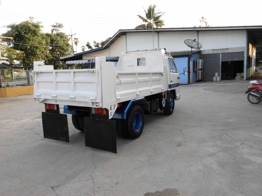 ขายหกล้อดั้ม IZUSU  NKR  ดั้ม 3 คิว รถสวย เครื่องดี คัชซีสวยมาก