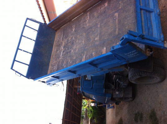 ขายหกล้อดัมพ์สภาพสวยมากราคาถูก ขายหกล้อดัมพ์สภาพสวยมากราคาถูก