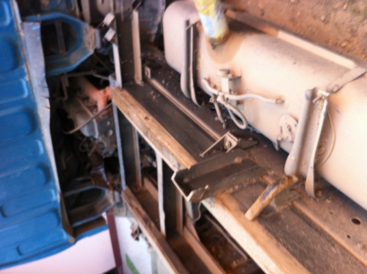 ขายหกล้อดัมพ์สภาพสวยมากราคาถูก