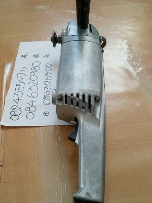 ..........ขาย เจียร์มือ  makita  9007   7 นิ้ว โครงอลูมิเนียม..