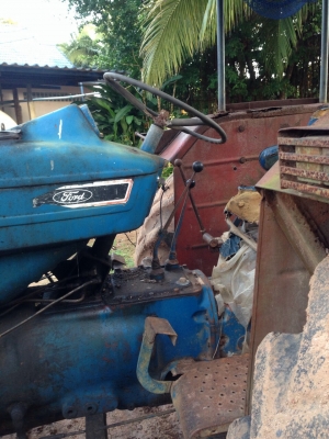 ขายรถไถ FORD 6600 เครื่อง T3 รถใช้ลากปาล์มอย่างเดียว สนใจโทร0819701072 ขายรถไถ FORD 6600 เครื่อง T3 รถใช้ลากปาล์มอย่างเดียว สนใจโทร0819701072