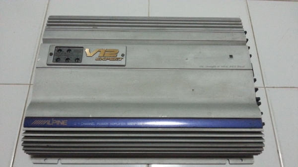 แอมป์ 2 แชลแนล alpine v-12 mrv 1005