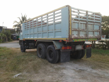 ขายรถบรรทุกสิบล้อดั๊มพ์ Isuzu นางฟ้าแท้ๆ เครื่อง 195 แรง  เครื่องเดิม เกียร์เดิม ปี 38 ยางเต็ม ดั๊มพ์เหล็ก ทะเบียนพร้อม