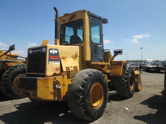 ขายถูกรถตักล้อยาง รถใหม่ พึ่งมาถึง WA180-1 ยี่ห้อ KOMATSU ผลิตญี่ปุ่น รถเก่านอก ไม่เคยใช้งานในไทย