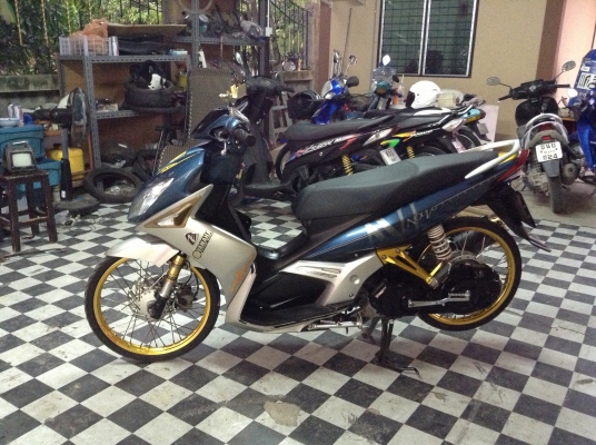 ขาย!!!นูโวอิลิแก้น ปี51 รถเครื่องดีคับ มีเล่มทะเบียนครบ ภาษีไม่หมด