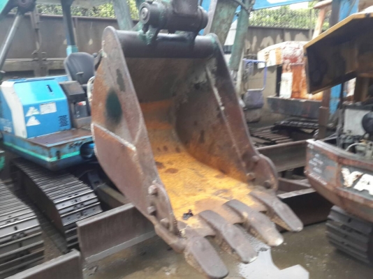 ขาย รถขุด KOMATSU รุ่น PC30MR  มือสองญี่ปุ่น
