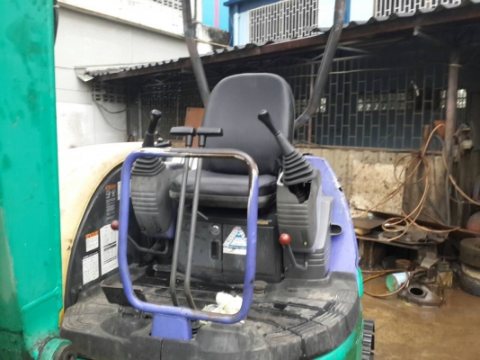 ขาย รถขุด KOMATSU รุ่น PC30MR  มือสองญี่ปุ่น