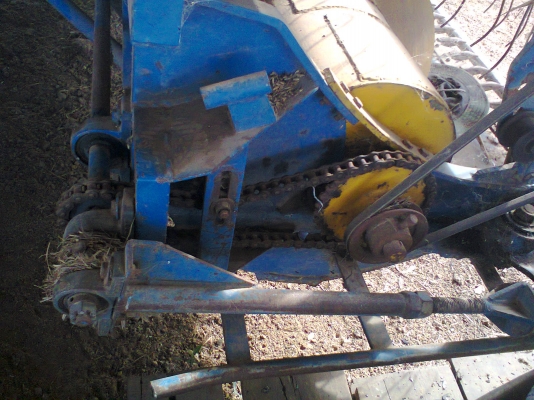 ขายรถเกี่ยวข้าวอุ้ม ปรับระดับ เครื่อง มิตซู 6D17 เทอร์โบ ปั้มไดกิ้น เบอร์22แฝด ตัวเดิน12HT เครื่องดีไม่มีเยิ้ม ไม่มีไอ ราคาต่อรองได้ 086-2465-934