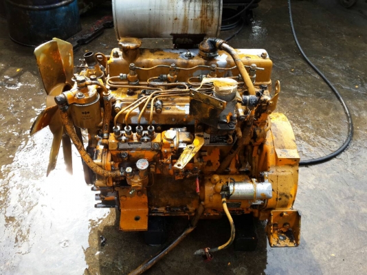 ขาย เคริ่องยนต์ KOMATSU รุ่น 4D94-2- มือสองญี่ปุ่น