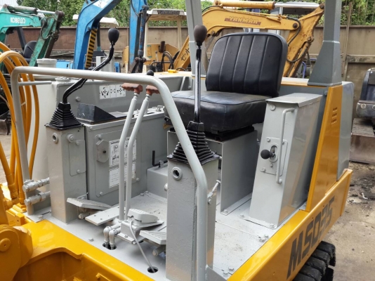 ขาย รถขุด MITSUBISHI รุ่น MS035 แทร็กเหล็ก  มือสองญี่ปุ่น