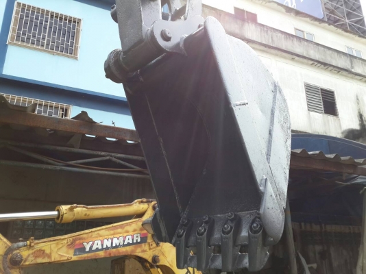 ขาย รถขุด KOMATSU รุ่น PC20-7- แทร็กเหล็ก  มือสองญี่ปุ่น