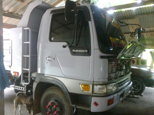 ขายครับหกล้อดั้มสภาพพร้อมใช้งาน