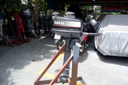 ขาย เครื่องเรือ YAMAHA 4 แรง 2 จังหวะ นำเข้าจากญี่ปุ่น เครื่องติดเดินดี หาง L ราคา 13,500
