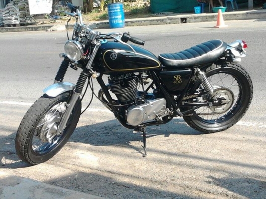 SR 400 แต่ง นิดๆ เอา พอ สวยๆ ไม่มีเวลา ขับ