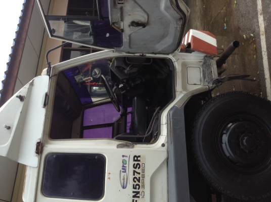 Mitsubishi 10ล้อ 2เพลา หัวลาก