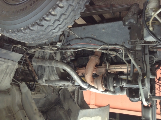 Mitsubishi 10ล้อ 2เพลา หัวลาก