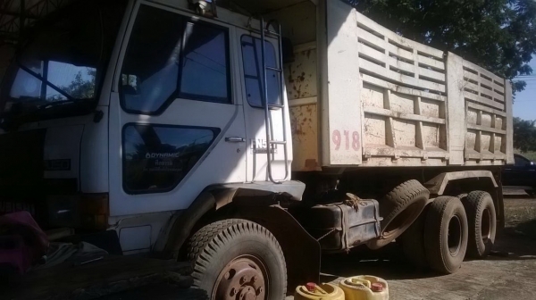 ขายรถบรรทุก10ล้อ2เพลาดั้มโคราช MITSUBISHI TD4257 เครืองดี คัสชีส์สวย กระมีเอียงนิดหน่อยครับ