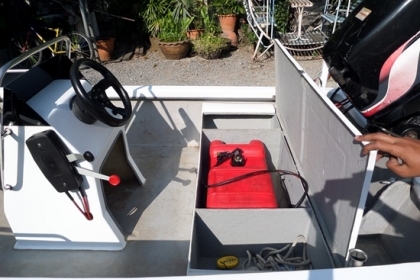 ขาย เรือไฟเบอร์ 12 ฟุตพร้อมเครื่องซูซูกิ 40 แรง พร้อมอุปกรณ์ สภาพพร้อมใช้งาน ราคา 125,000