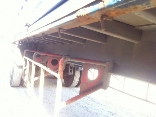 ขายหัวลากISUZU DECA 320ปี48พร้อมหางคอกยาว12เมตร3เพลา อู่พนัส สภาพพร้อมใช้งานครับ