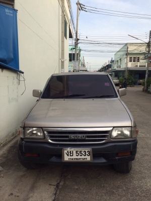 ขาย อีซูซุ คามิโอ้