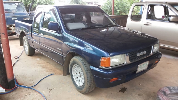 ***ขายแล้วครับขอบคุณ Truck2hand ขายมังกรทองแค็ป สวยๆ ISUZU SPACECAB 2.5SL ปี38/95 เครื่องเดิมเกียร์เดิม มังกรทองแน่นๆ แห้งๆไม่มีเยิ้ม ช่วงล่างคัสซีสวยเดิมไม่มีผุ กระบสวยพื้นปูกระบะ ล้อแม็ก ยางหน้าดี หลังพอใช้ หน้าเดิมไม่เคยชนหนัก รถเคลยร์สีแล้ว สวย ภายในส