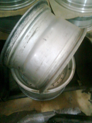 งานดิบมาแล้ว R15X8 ET- 5/114ครบชุด4ล้อครับ