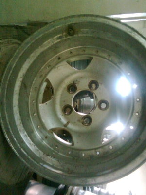 งานดิบมาแล้ว R15X8 ET- 5/114ครบชุด4ล้อครับ