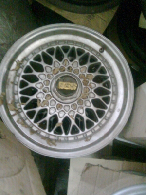 BBS 17X7.5 4/100-114 ฝาครบแม็กใหม่เก่าเก็บ