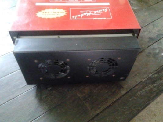 ขาย อินเวอร์เตอร์ แปลงไฟรถ 24 โวล์ท เป็นไฟบ้าน 220 โวลท์ สเป็คตามรูป ต่อรองได้ โทรติดต่อคุณพรเทพ 084-4573458