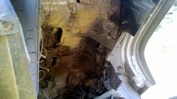 10ล้อเพลาเดียวISUZU 165 แรง 6BD1สภาพยังดี หัวเดิมบาง เครื่องนิ่มมาก ..