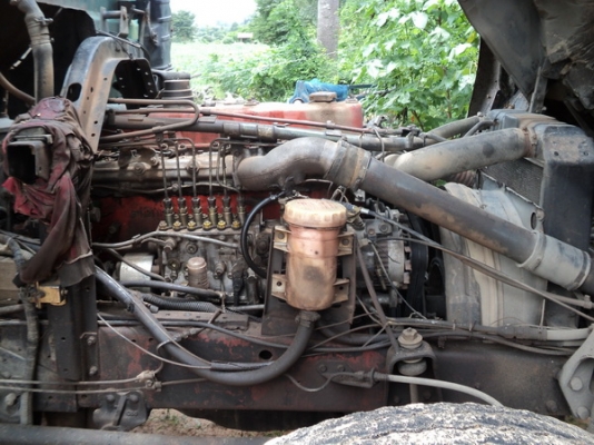 ขายดาวน์ ISUZU หัวลาก 320 แรงเทอร์โบด่วนครับ ไม่มีคนขับ