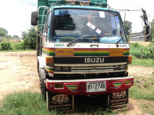 ขายดาวน์ ISUZU หัวลาก 320 แรงเทอร์โบด่วนครับ ไม่มีคนขับ
