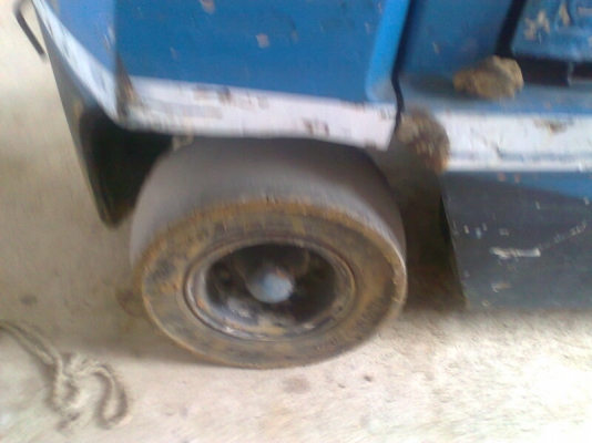 รถยก TOYOTA 2FD25 เครื่องดีเซล รถใช้งานปกติ