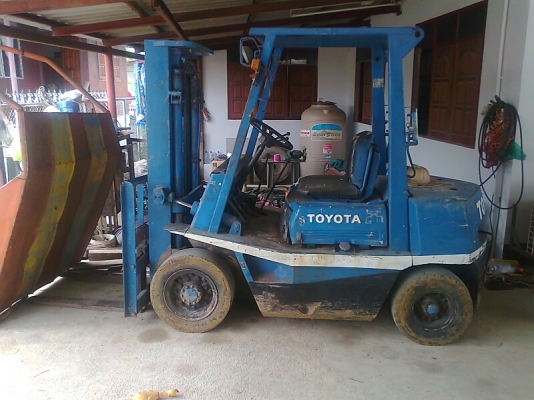รถยก TOYOTA 2FD25 เครื่องดีเซล รถใช้งานปกติ