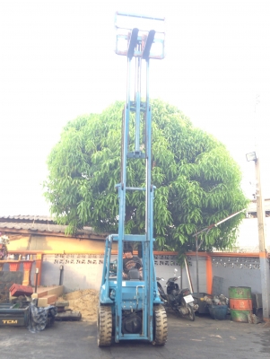 ขายฟอร์คลิฟท์ รุ่น toyota 7fg35j เสา 6 เมตร 086-7809400