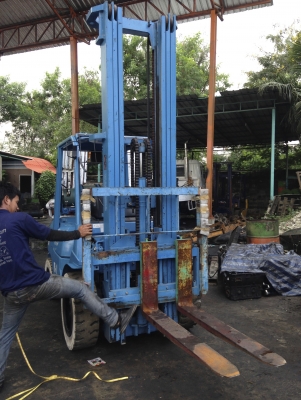 ขายฟอร์คลิฟท์ รุ่น toyota 7fg35j เสา 6 เมตร 086-7809400