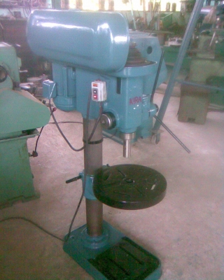 แท่นสว่านkira