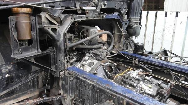 รถบรรทุก 6 ล้อ หัว+แซซซี ยี่ห้อ MITSUBISHI รุ่น FN215K รถบรรทุก 6 ล้อ หัว+แซซซี ยี่ห้อ MITSUBISHI รุ่น FN215K